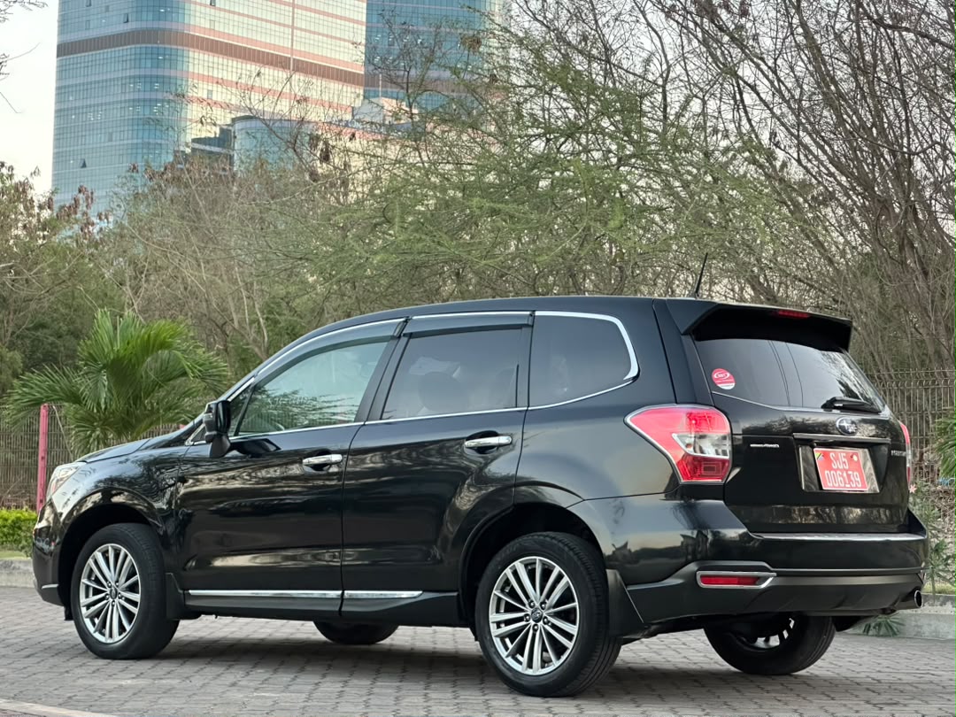 SUBARU FORESTER thumbnail 2